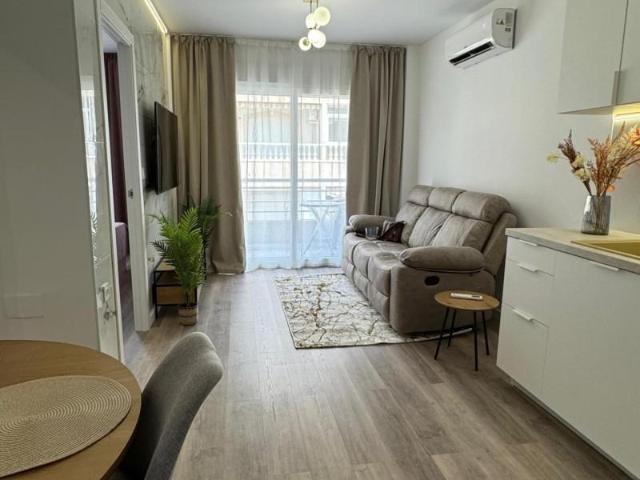 Apartamento en venta en Torrevieja, Estacion de autobuses
