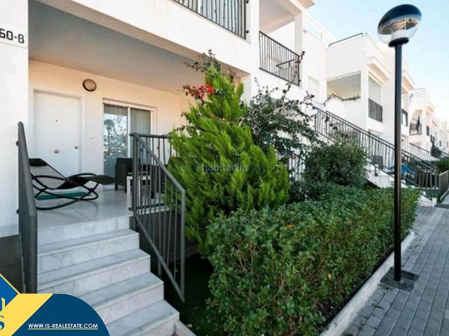 Apartamento en venta en Torrevieja, Gaspar Perelló. Apartamento con piscina comunitaria, en la provincia de Alicante, en la ciudad de Torrevieja, en la zona de La Mata. 3 habitacione. Apartamentos.