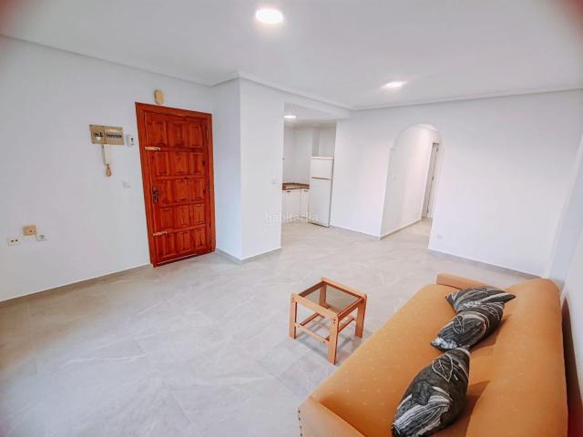 Apartamento en venta en Torrevieja, Gaspar Perelló. FANTASTICO APARTAMENTO A 150 METROS DE LA PLAYA, IDONEO COMO VACACIONAL, SIN ASCENSOR. Apartamentos.