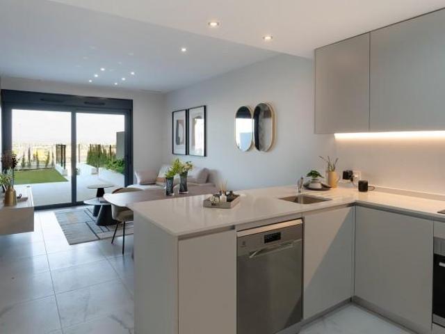 Apartamento en venta en Torrevieja, La Siesta El Salado Torreta