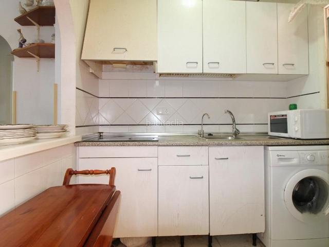 Apartamento en venta en Torrevieja, La Veleta. Apartamento TODO EN UNO cerca de la Playa del Acequión de dos dormitorios piscina y garaje cerrado. Apartamentos.
