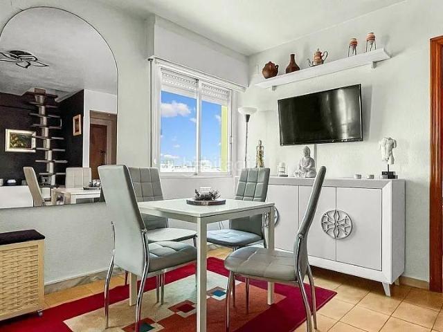 Apartamento en venta en Torrevieja, La Veleta. APARTAMENTO CON VISTAS AL MAR TORREVIEJA. Apartamentos.