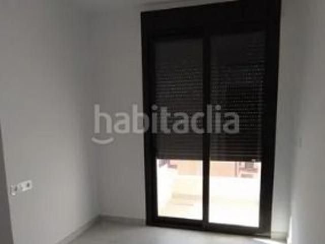 Apartamento en venta en Torrevieja, Las Piscinas Naturales. Céntrica esquina Radio Murcia, a 180m de Playa del Cura. Apartamentos.