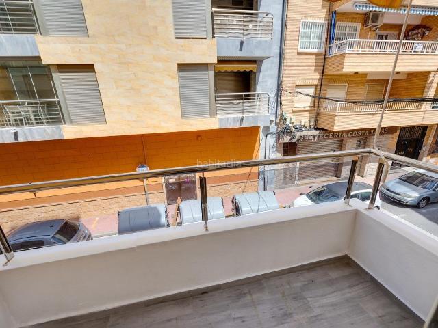 Apartamento en venta en Torrevieja, Las Piscinas Naturales. APARTAMENTO DE 2 HABITACIONES 1 BAÑO EN TORREVIEJA. Apartamentos.