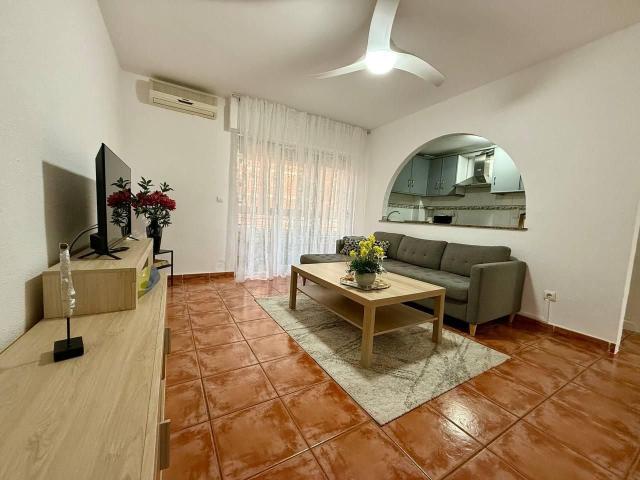Apartamento en venta en Torrevieja, Las Piscinas Naturales. Apartamentos.