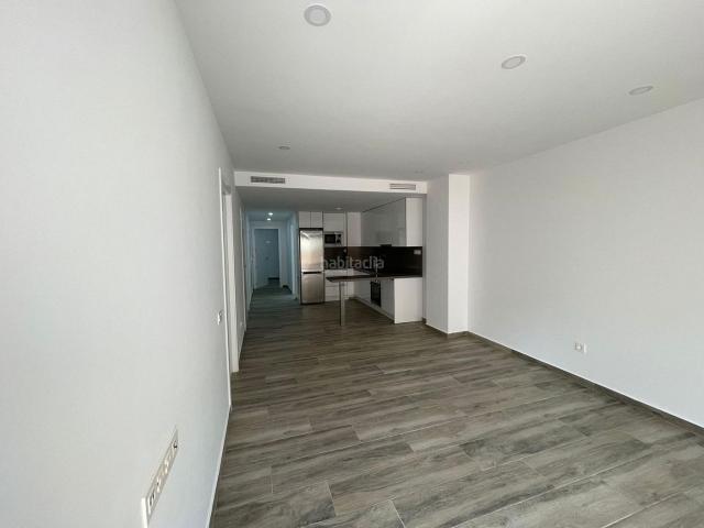 Apartamento en venta en Torrevieja, Las Piscinas Naturales. Moderno en el centro de la ciudad!. Apartamentos.