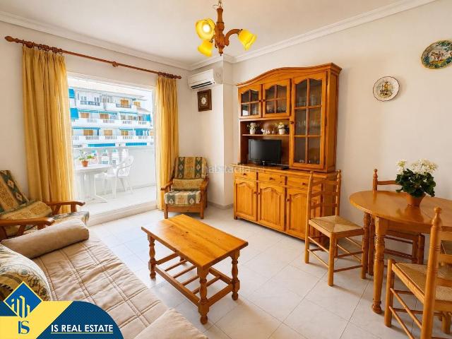 Apartamento en venta en Torrevieja, Los Europeos. Apartamento con piscina comunitaria, en la provincia de Alicante, en la ciudad de Torrevieja, en el distrito de La Mata. 1 habitac. Apartamentos.