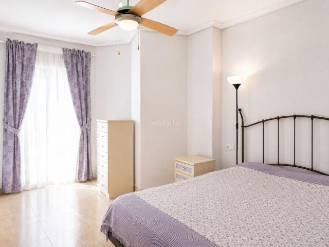 Apartamento en venta en Torrevieja, Puerto Deportivo. Apartamentos.