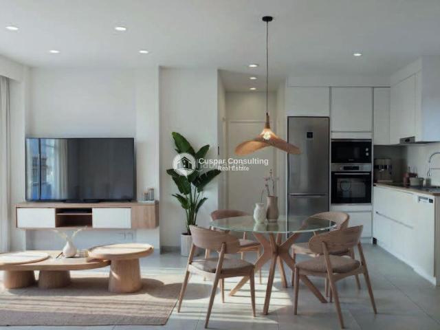 Apartamento en venta en Torrevieja, Puerto Deportivo. en Torrevieja. Apartamentos.