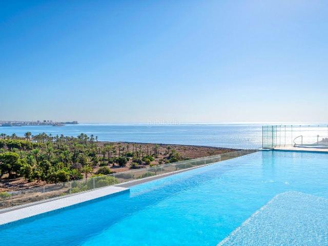 Apartamento en venta en Torrevieja, Punta Prima. Apartamento de 2 dormitorios y 2 baños con vistas al mar en Punta Prima Orihuela Costa. Apartamentos.