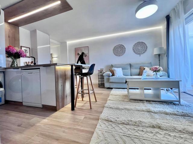 Apartamento en venta en Torrevieja, Punta Prima. APARTAMENTO DE 3 DORMITORIOS Y 2 BAÑOS EN PUNTA PRIMA ORIHUELA COSTA. Apartamentos.