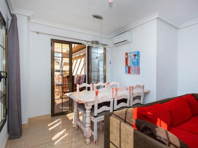 Apartamento en venta en Torrevieja, Punta Prima. Bonito apartamento con vista al mar!. Apartamentos.