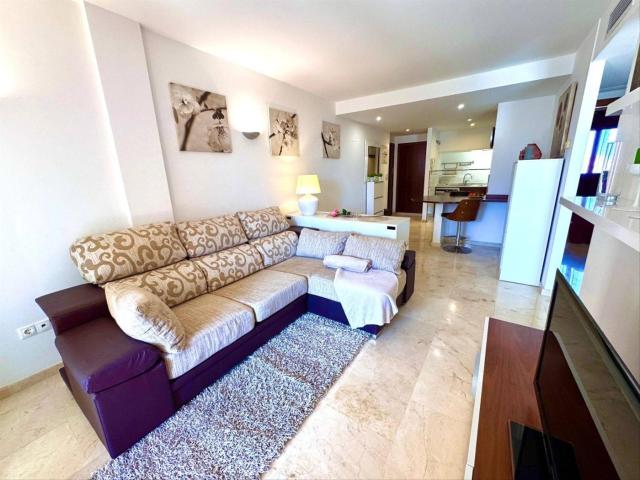 Apartamento en venta en Torrevieja, Punta Prima. ENCANTADOR APARTAMENTO ORIENTADO AL SURESTE, A SOLO 100 METROS DEL MAR EN PUNTA PRIMA. Apartamentos.
