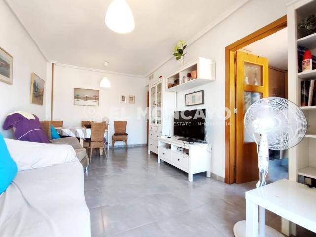 Apartamento en venta en Torrevieja, Punta Prima. Fantástico apartamento a tan solo 150m de las playas de Punta Prima, Orihuela Costa, Costa Blanca. Apartamentos.