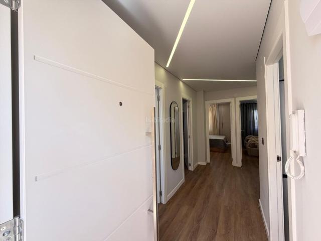 Apartamento en venta en Torrevieja, Punta Prima. Se venden amplios apartamentos en Torrevieja, zona Punta Prima, una de las aacutereas maacutes demandadas y prestigiosas de la cos. Apartamentos.