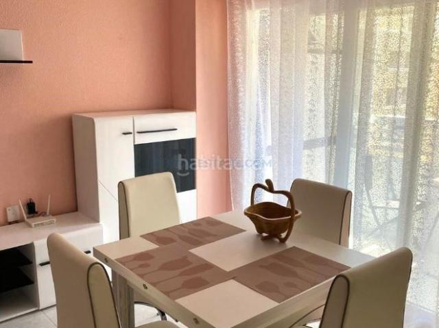 Apartamento en venta en Torrevieja, Parque Acuático Sector 25. Apartamento con piscina comunitaria, en la provincia de Alicante, en la ciudad de Torrevieja. 1 habitacion 59 m² 1 kilómetro d.