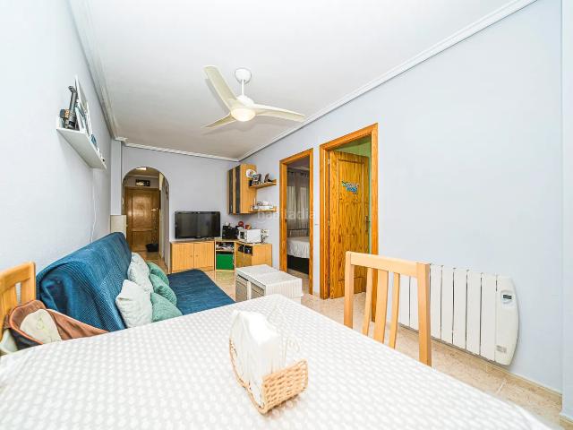 Apartamento en venta en Torrevieja, Parque Acuático Sector 25. APARTAMENTO en TORREVIEJA de 2 DORMITORIOS A 700 MTS del MARVIVIENDA REF MG057CARACTERIacuteSTICAS DE LA VIVIENDA50 msup2 Construi.