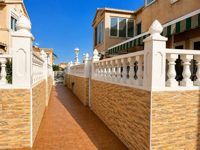 Apartamento en venta en Torrevieja, Parque Acuático Sector 25. Apartamentos.