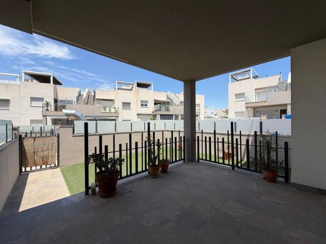 Apartamento en venta en Torrevieja, Aguas Nuevas. Precioso apartamento en planta baja!. Apartamentos.