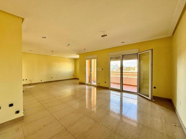 Apartamento en venta en Torrevieja, Parque de las Naciones. Amplio piso en Torrevieja. Apartamentos.