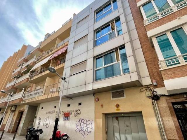 Apartamento en venta en Torrevieja, Playa de los Naufragos