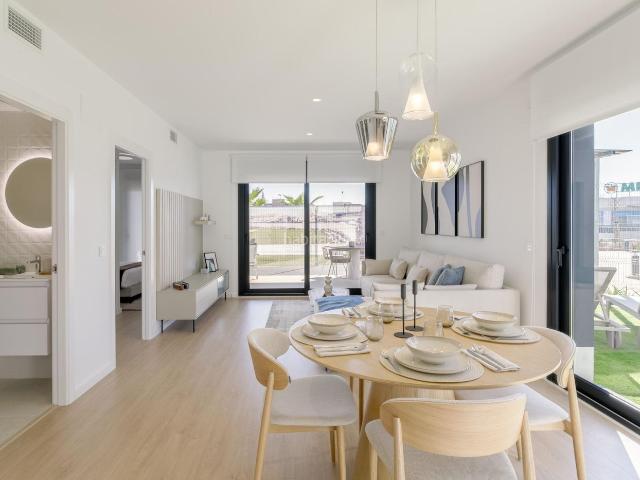 Apartamento en venta en Torrevieja, Torreblanca. Moderno Apartamento en La Mata, Torrevieja. Apartamentos.