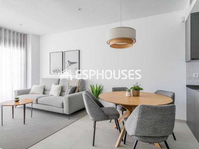 Apartamento en venta en Torrevieja, Torreblanca. Apartamento de obra nueva con amplia terraza y zonas comunes premium a 700 m de la playa en La Mata, Torrevieja. Apartamentos.