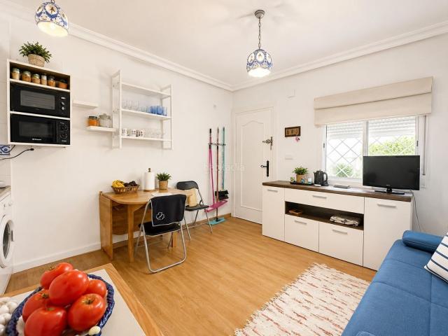 Apartamento en venta en Torrevieja, Torreblanca. iexclNo dejes escapar una de las mejores oportunidades de La Mata! Te presentamos este bungalow en planta alta con orientacioacute. Apartamentos.