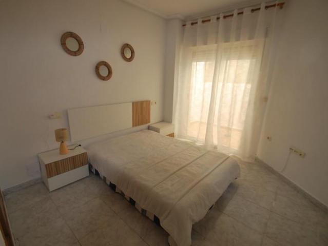 Apartamento en venta en Torrevieja, Torrevieja