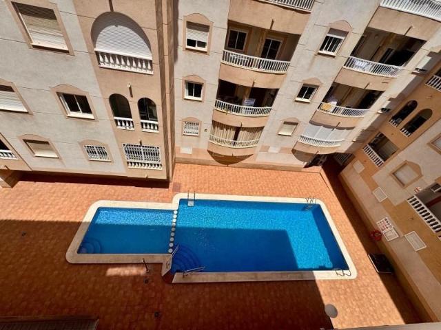 Apartamento en venta en Torrevieja, Torrevieja