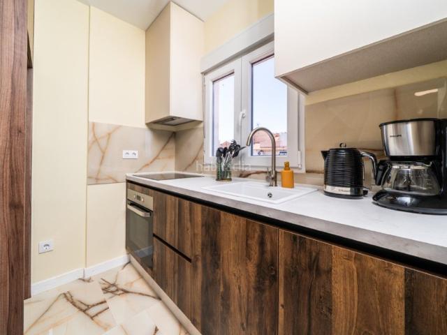 Apartamento en venta en Torrevieja, Parque de las Naciones. APARTAMENTO CON 1 ESCOBA BELLAMENTE RENOVADO EN EL CHAPARRAL. Apartamentos.