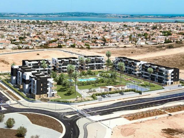 Apartamento en venta en Torrevieja, Zona Carrefour Urbanizaciones. Apartamento de 2 dormitorios a la venta en nuevo complejo residencial en La Siesta, Torrevieja. Apartamentos.