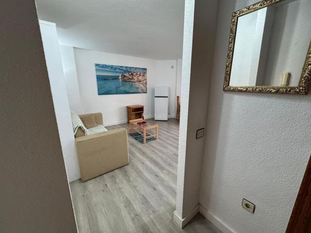 Apartamento en venta en Torrevieja, Zona Carrefour Urbanizaciones. Estudio bien diseñado a tan solo 250 metros del mar!. Apartamentos.