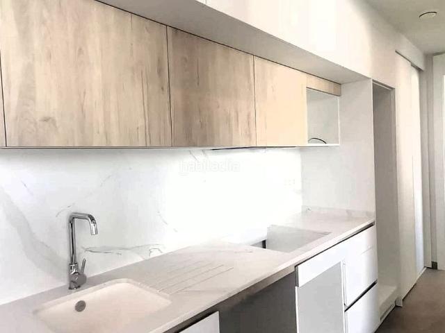 Apartamento en venta en Torrevieja, Zona los Frutales. Apartamento ático de obra nueva cerca de la playa. Apartamentos.