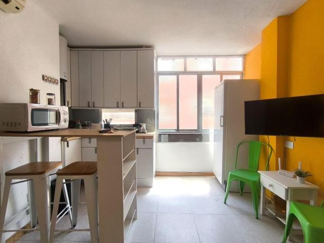 Apartamento en venta en Torrevieja, Zona Playa de los Locos. Apartamento de 1 dormitorio con plaza de garaje en Playa de Los Locos. Apartamentos.