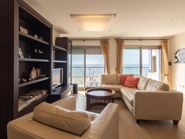 Apartamento en venta en Torrevieja, Zona Playa de los Locos. Apartamentos.
