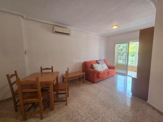 Apartamento en venta en Torrevieja, Zona Playa del Cura. Precioso apartamento con una ubicación excelente cerca del mar!. Apartamentos.