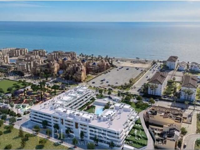 Apartamento en venta en Torrox Costa, Málaga Costa del Sol