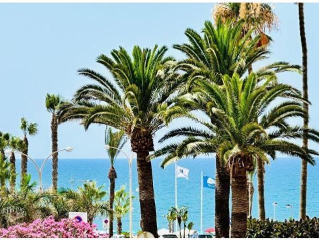 Apartamento en Venta en Torrox Costa, Málaga