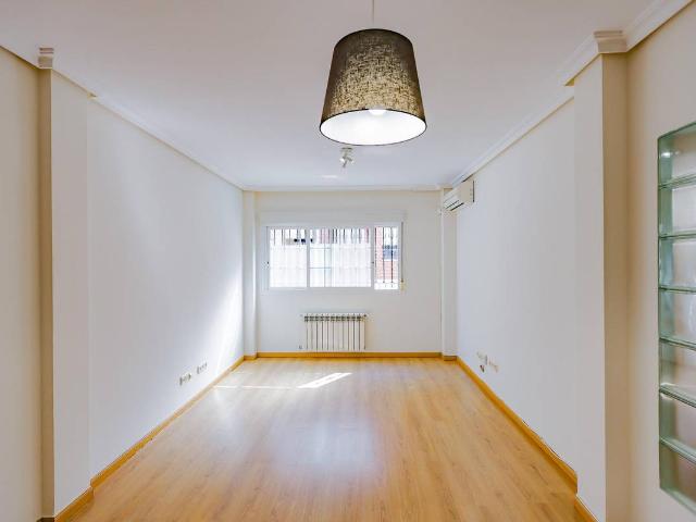 Apartamento en Venta en Tres Olivos Valverde