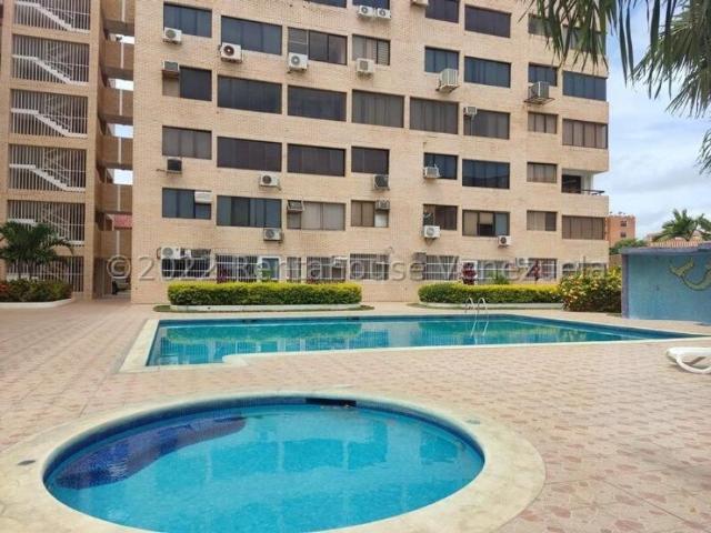 Apartamento en Venta en Tucacas Falcón 55 m2. 1 hab