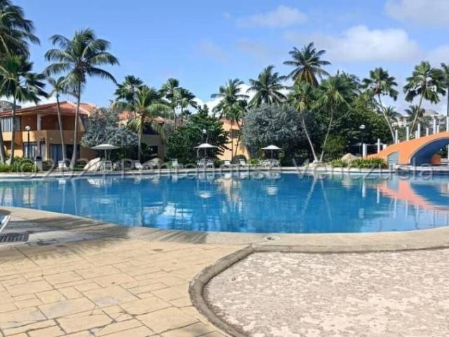 Apartamento en Venta en Tucacas Falcón 67 m2. 2 hab