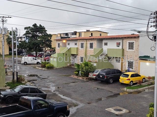Apartamento en Venta en Urbanizacion La Pradera Maracay25 5839