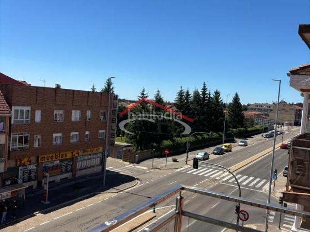 Apartamento en venta en Valverde de la Virgen. Apartamentos Valverde de la.