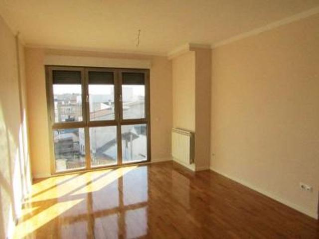 Apartamento en venta en Valdepeñas, Seis de Junio