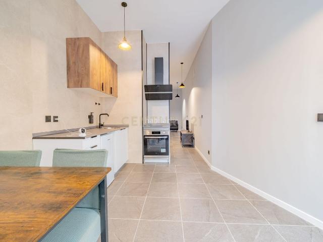 Apartamento en venta en Valencia, Barrio Benicalap. Loft de diseño con entrada independiente junto al Nou Mestalla. Apartamentos.