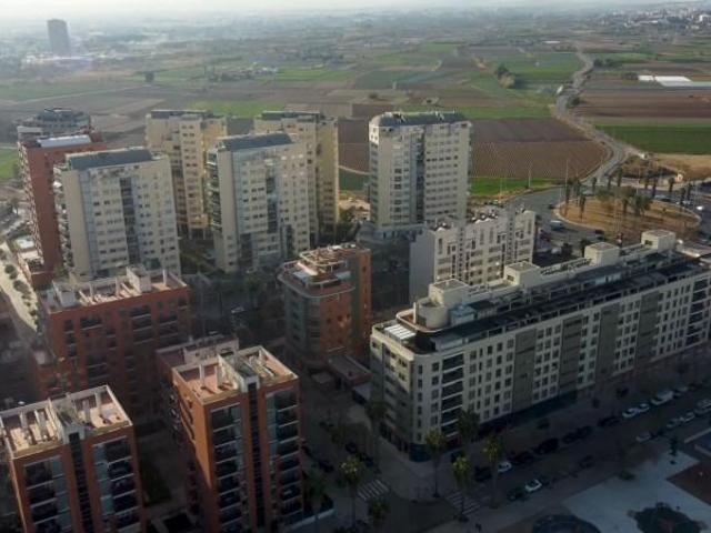 Apartamento en venta en Valencia, Campanar