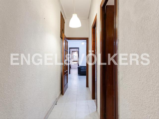 Apartamento en venta en Valencia, El Mercat. Vivienda Junto a Universidad Católica. Apartamentos.