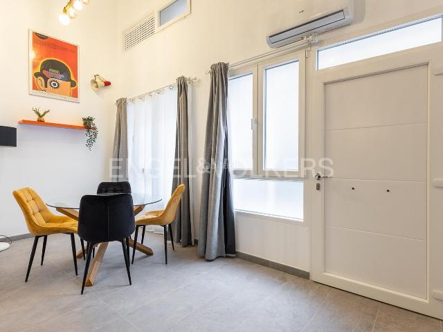 Apartamento en venta en Valencia, El Pilar. BAJO VIVIENDA JUNTO AL MERCADO CENTRAL. Apartamentos.