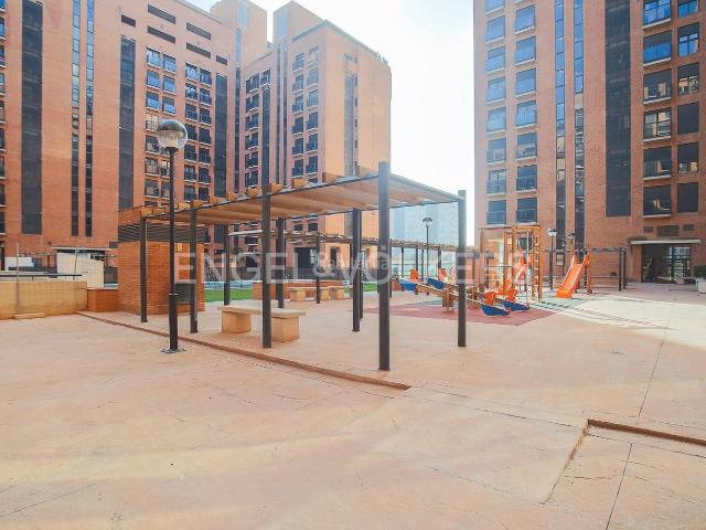 Apartamento en venta en Valencia, Penya Roja Avda. Francia. Exclusivo Apartamento con jardín y piscina junto a la Ciudad de las Artes y las Ciencias. Apartamentos.